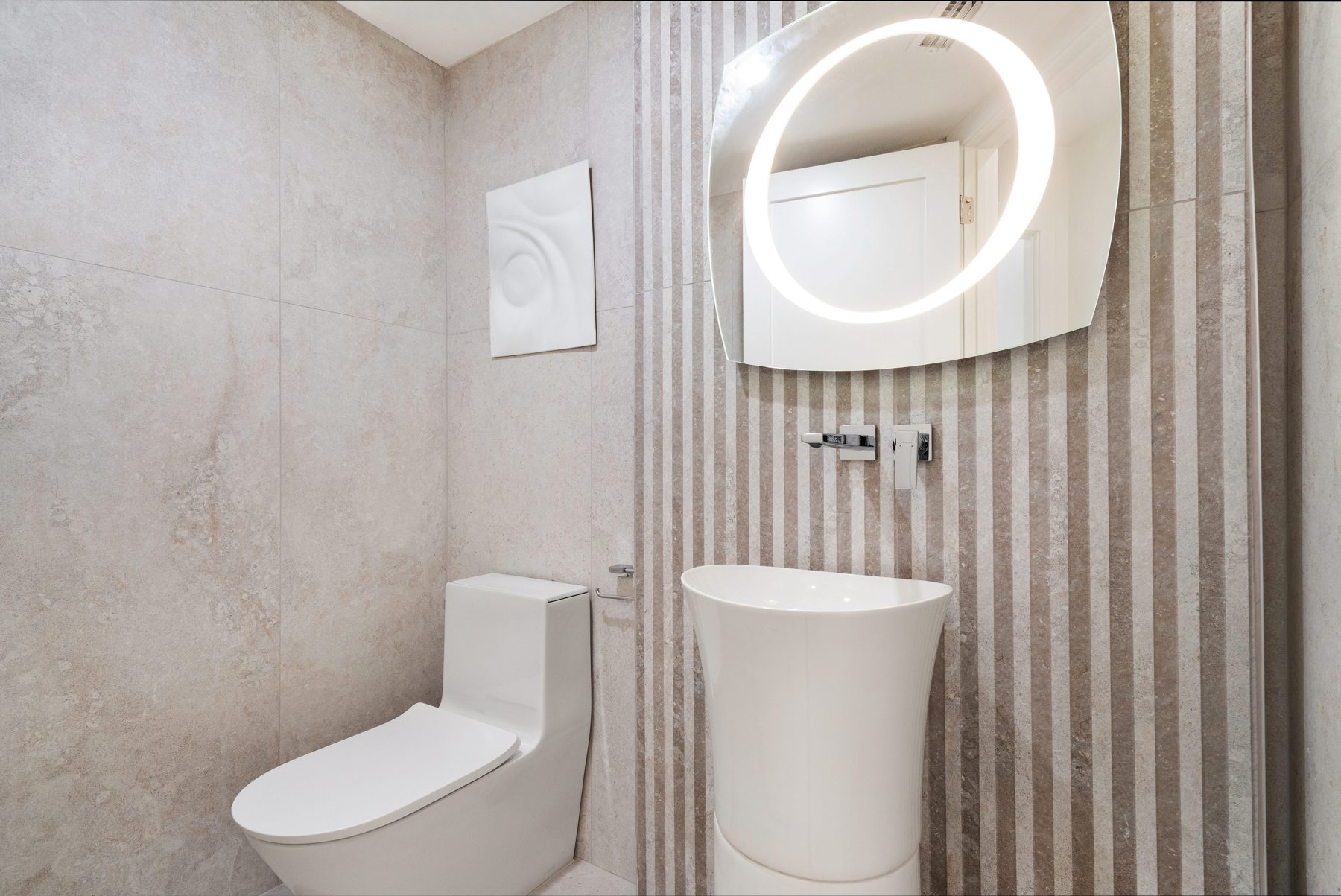 Powder room